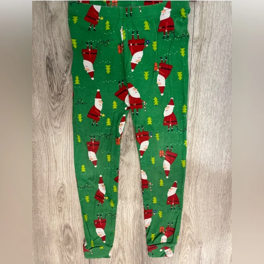 Gap Size 4 Santa PJs
